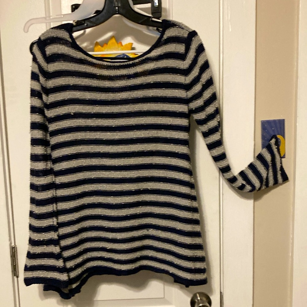 Lovemarks sweater